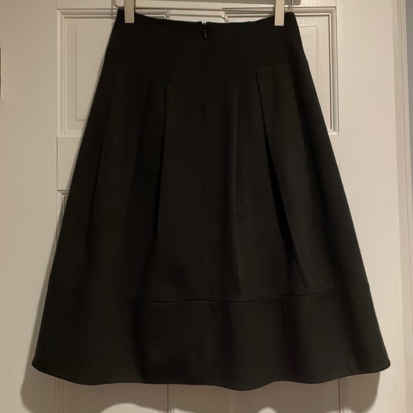 VINCE Wool / Angola Pleated Midi Flare Skirt - Picture 3 of 9